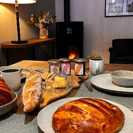 La Plonploniere بيت ضيافة 3*