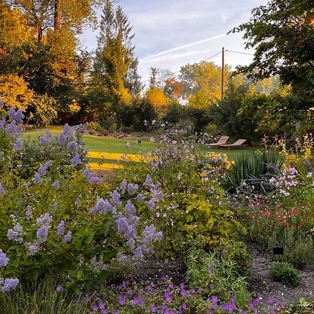 بيت ضيافة La Plonploniere 3*