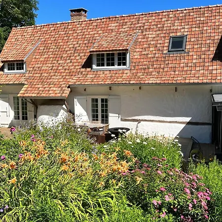 La Plonploniere بيت ضيافة 3*